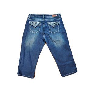 VGS Jeans Womens Size 10 X 20  Capri Blue Denim Embellished Embroidered